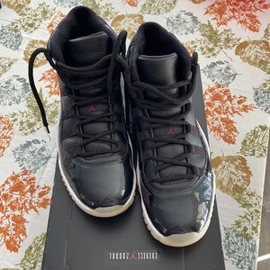 Jordan 11 Retro - size 11.5 - gently used